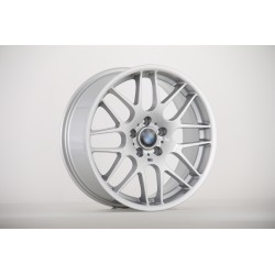 Front W703-20 BMW Silver 18x8J 5x120 72.56mm