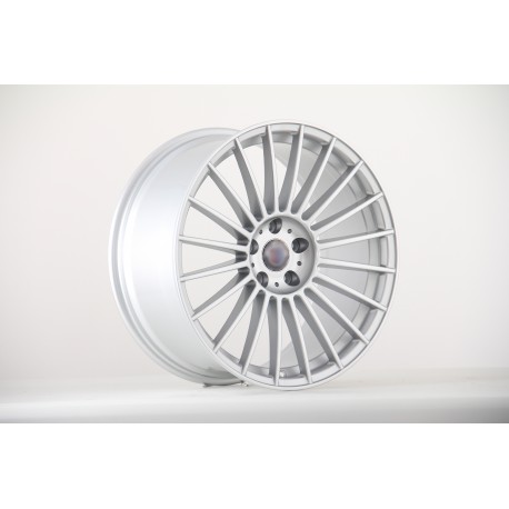 Rear W7111x4 BMW Silver R20x9.5J 5x120 72.56