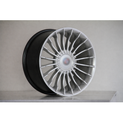 Rear W724-4 BMW Silver R20x9.5J 5x112/120 72.56